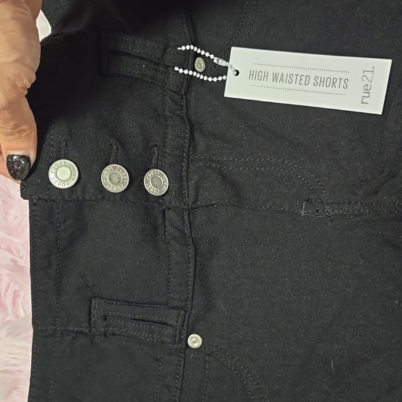 Rue21 high waist shorts 7/8 NWT - Picture 3 of 6